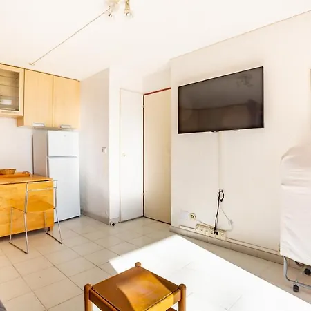 Garden Level For 5 People With Sea View Willa Saint-Raphaël