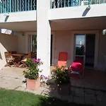 Garden Level For 5 People With Sea View * Saint-Raphaël