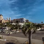Garden Level For 5 People With Sea View 别墅 Saint-Raphaël