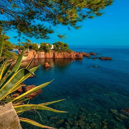 Garden Level For 5 People With Sea View Vila *