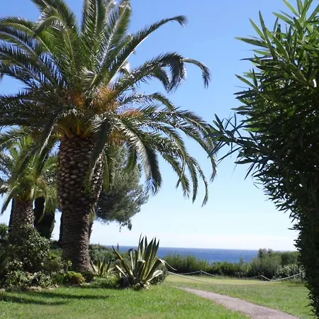 Garden Level For 5 People With Sea View 别墅 Saint-Raphaël