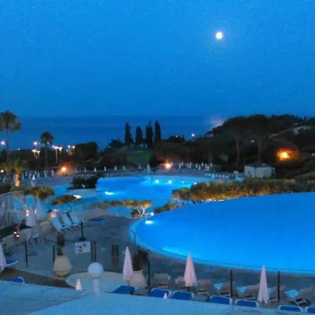 Garden Level For 5 People With Sea View Villa Saint-Raphaël