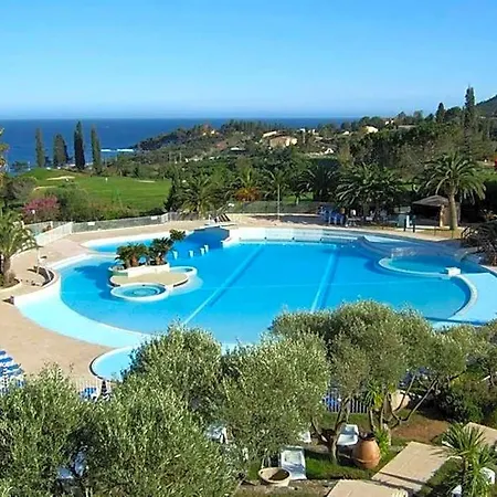 Garden Level For 5 People With Sea View Saint-Raphaël