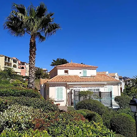 Villa Garden Level For 5 People With Sea View *