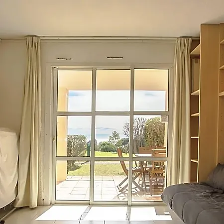 Garden Level For 5 People With Sea View Villa Saint-Raphaël