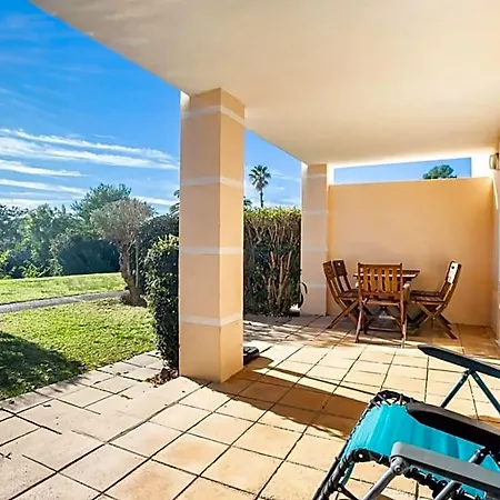 Garden Level For 5 People With Sea View Villa *