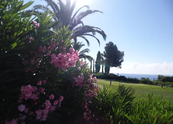 Villa Garden Level For 5 People With Sea View Saint-Raphaël