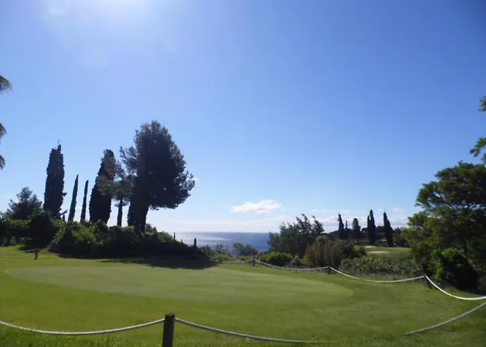 Villa Garden Level For 5 People With Sea View *