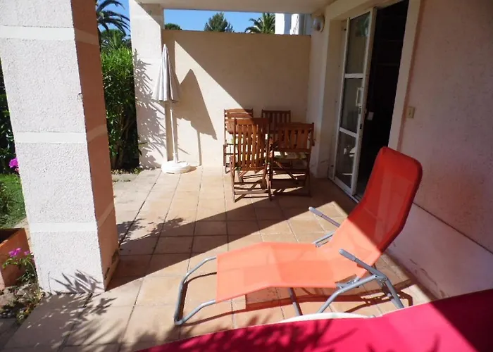 Villa Garden Level For 5 People With Sea View Saint-Raphael (Var)