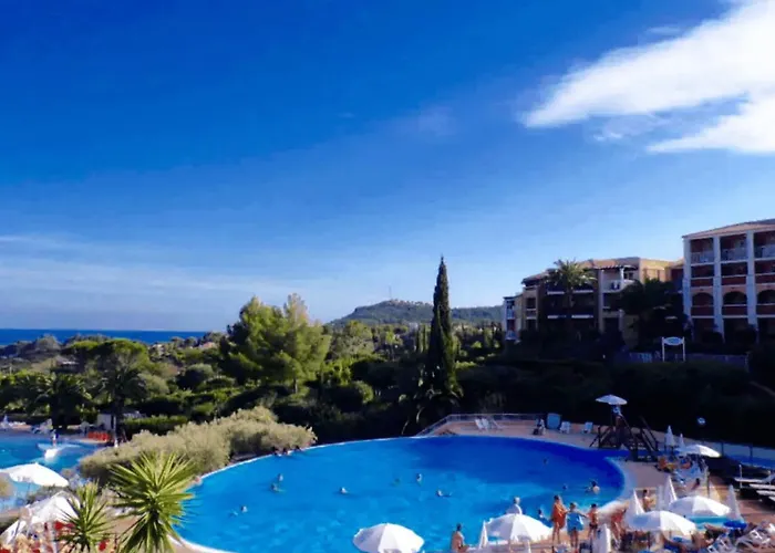 Villa Garden Level For 5 People With Sea View Saint-Raphael (Var)