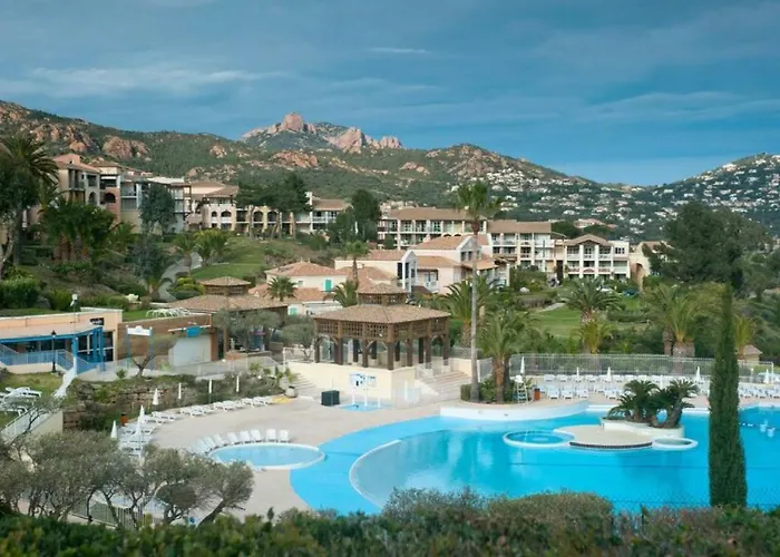 Garden Level For 5 People With Sea View Villa *