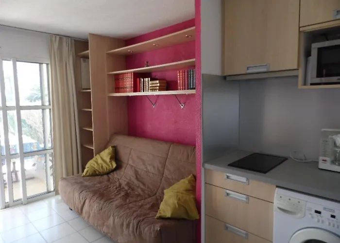 Villa Garden Level For 5 People With Sea View *