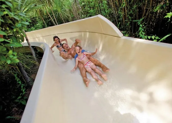 Garden Level For 5 People With Sea View Saint-Raphaël