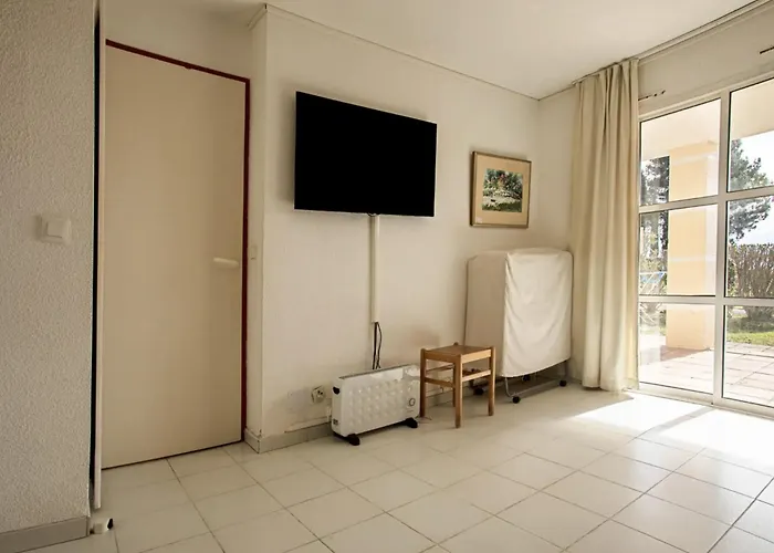 Villa Garden Level For 5 People With Sea View