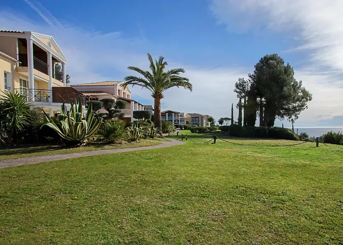 Garden Level For 5 People With Sea View Saint-Raphael (Var)